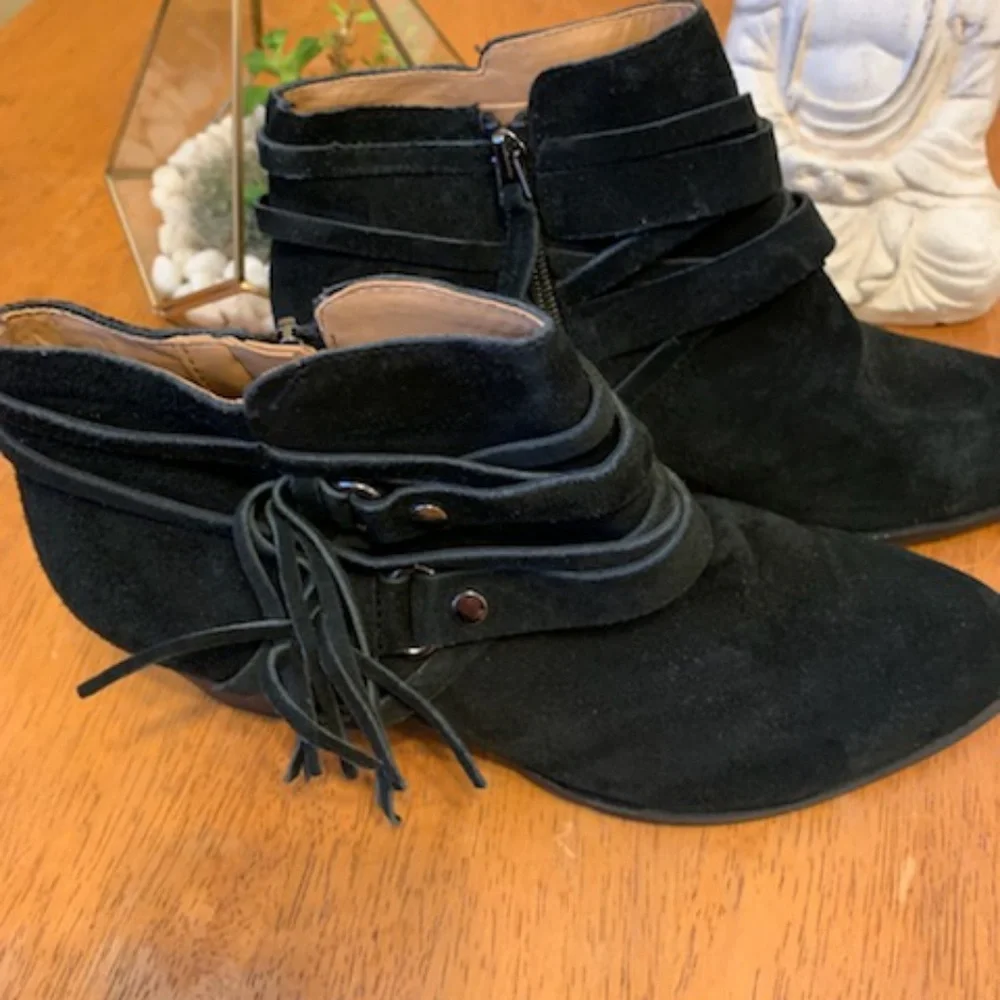Franco Sarto Gonzalez Fringe booty